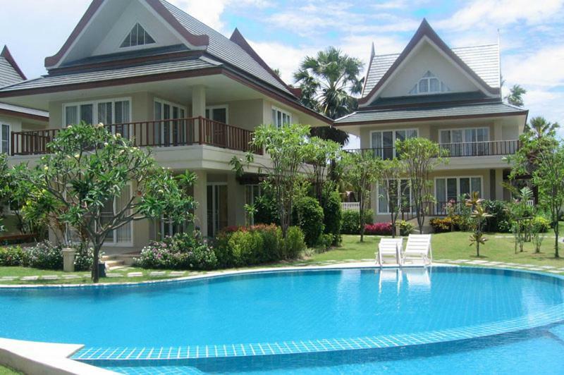 Baan Talay Samran 4 Bedrooms Villa With Beach And 3 Pools تشا أم المظهر الخارجي الصورة